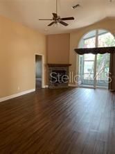 For Sale: $399,999 (3 beds, 2 baths, 1976 Square Feet)