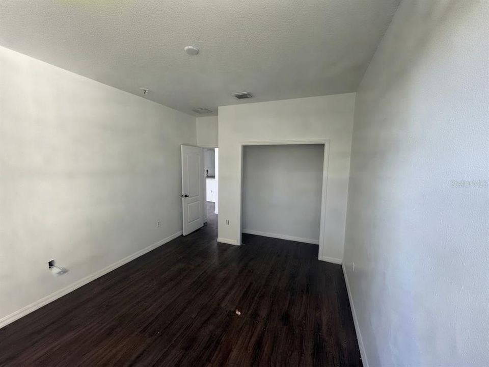 En Venta: $374,900 (3 camas, 2 baños, 2089 Pies cuadrados)