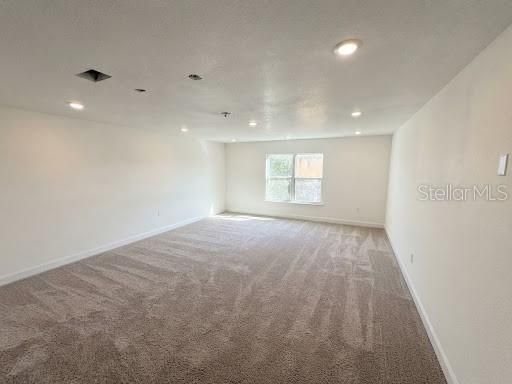 En Venta: $374,900 (3 camas, 2 baños, 2089 Pies cuadrados)