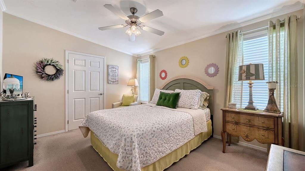 For Sale: $264,900 (2 beds, 2 baths, 1152 Square Feet)