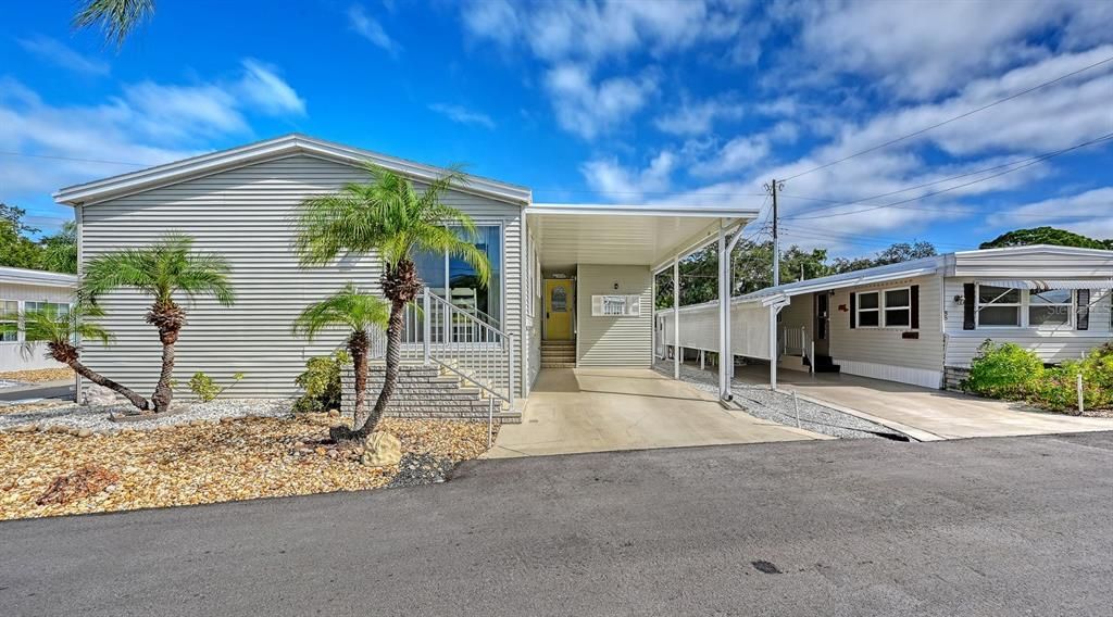 For Sale: $264,900 (2 beds, 2 baths, 1152 Square Feet)