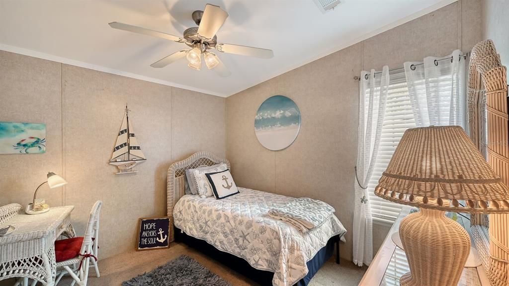 For Sale: $264,900 (2 beds, 2 baths, 1152 Square Feet)
