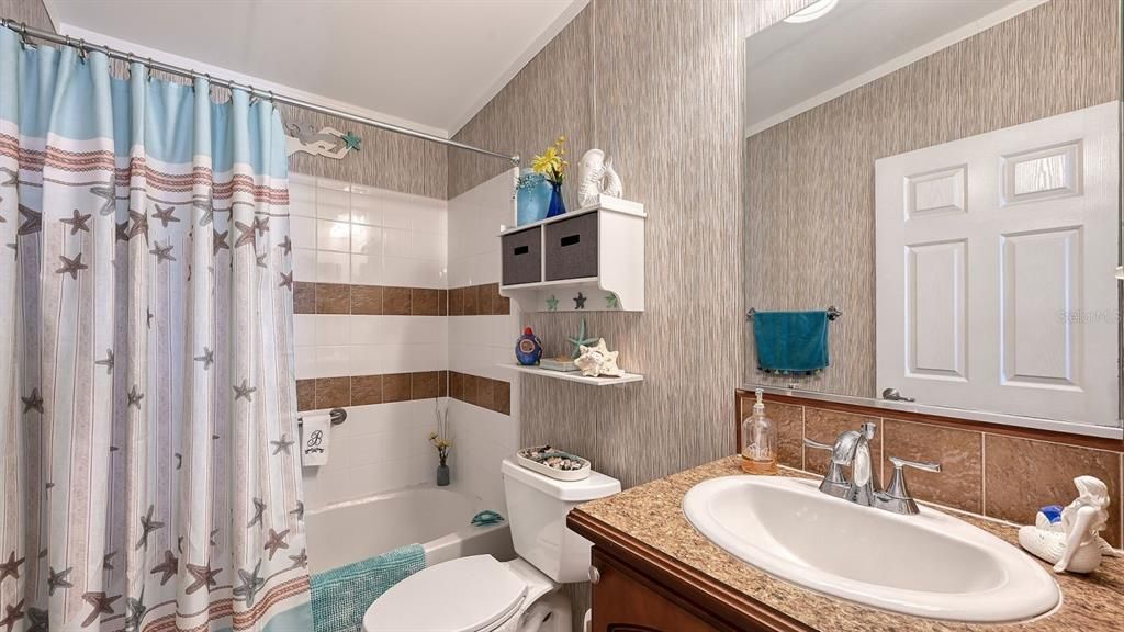 For Sale: $264,900 (2 beds, 2 baths, 1152 Square Feet)