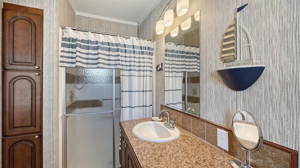 For Sale: $264,900 (2 beds, 2 baths, 1152 Square Feet)