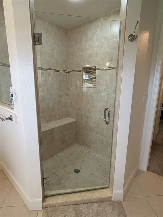 For Sale: $369,000 (3 beds, 2 baths, 1737 Square Feet)