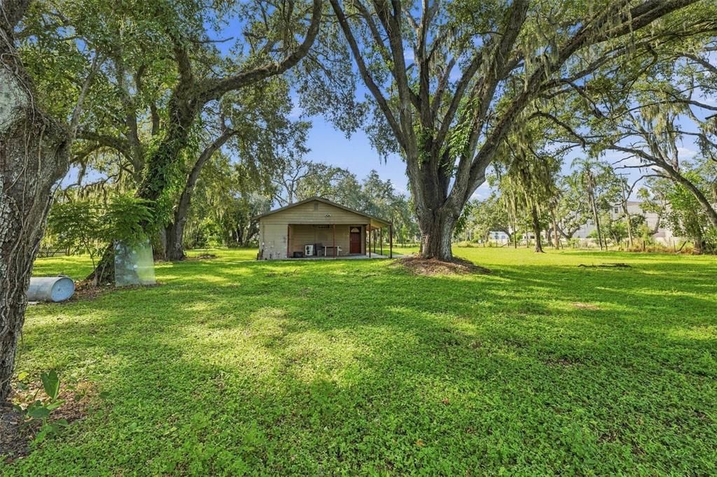 For Sale: $435,000 (2 beds, 2 baths, 1172 Square Feet)