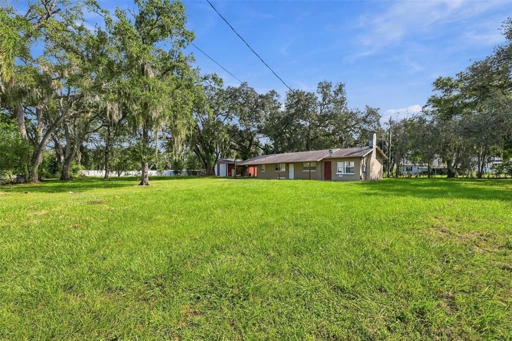 For Sale: $435,000 (2 beds, 2 baths, 1172 Square Feet)