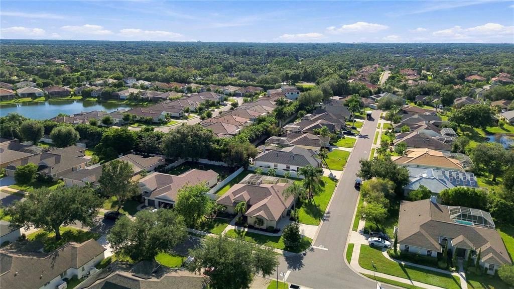 En Venta: $699,900 (4 camas, 3 baños, 2191 Pies cuadrados)