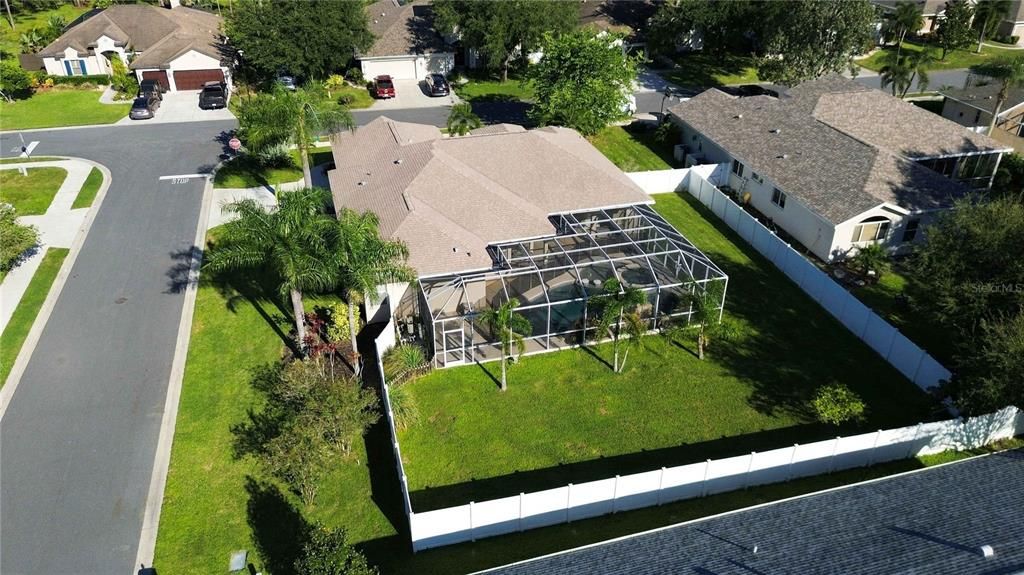 En Venta: $699,900 (4 camas, 3 baños, 2191 Pies cuadrados)