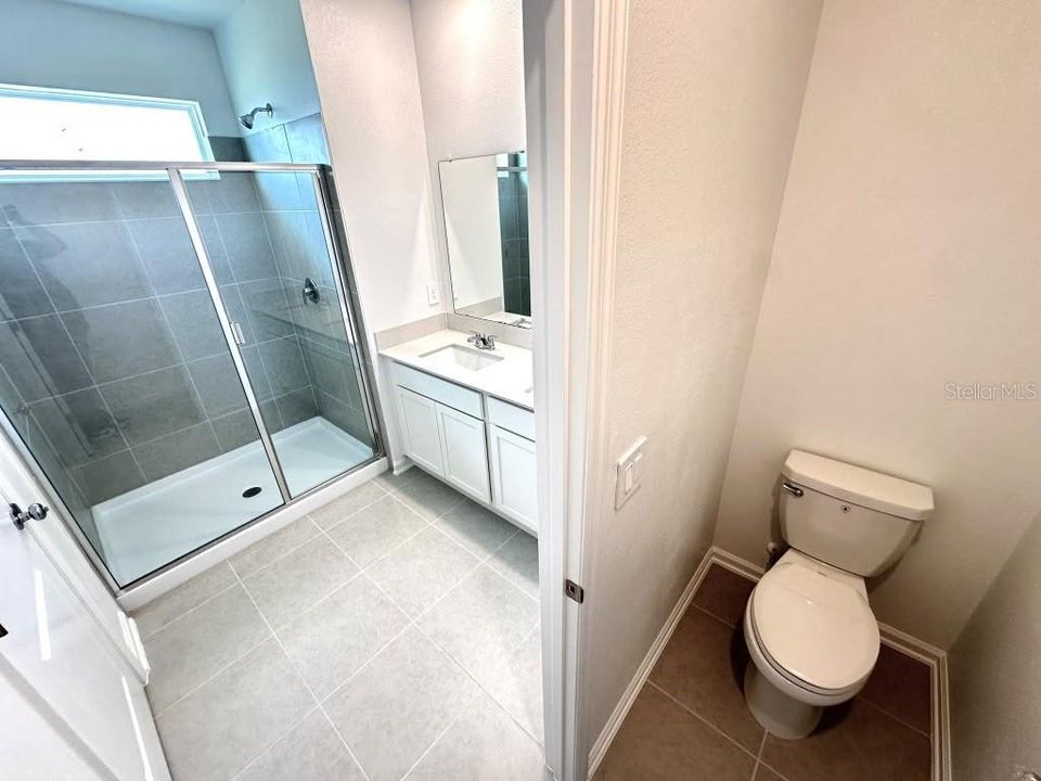 В аренду: $2,370 (3 спален, 2 ванн, 1689 Квадратных фут)