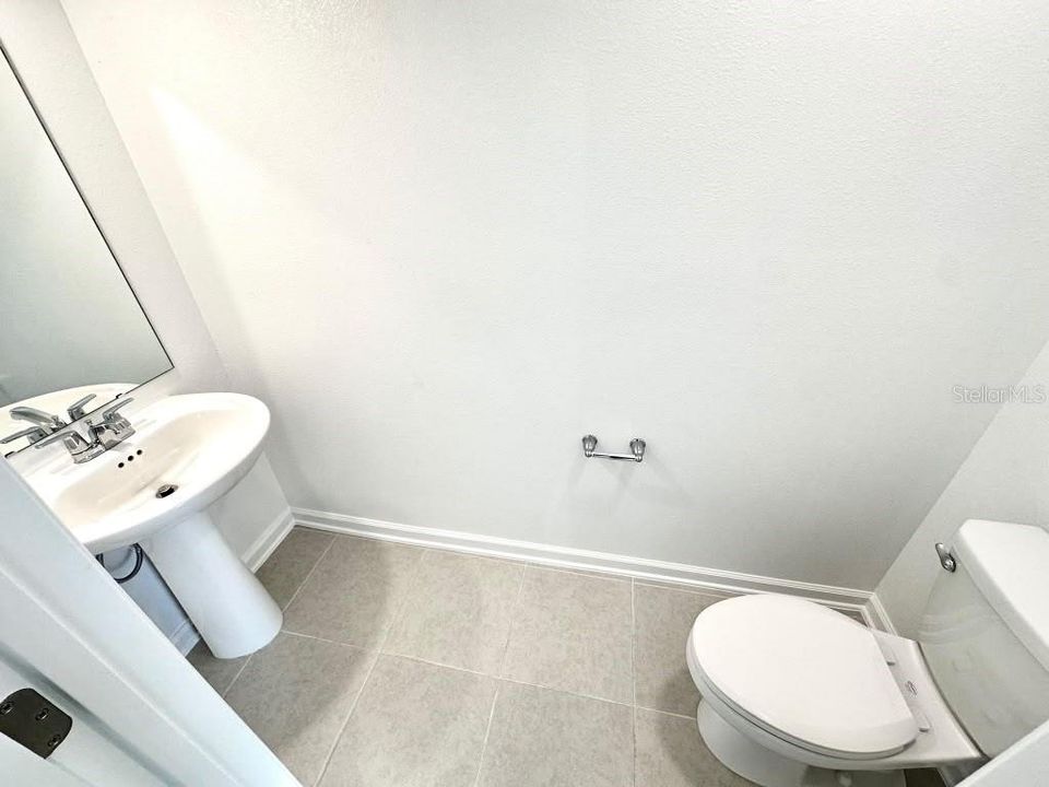 В аренду: $2,370 (3 спален, 2 ванн, 1689 Квадратных фут)