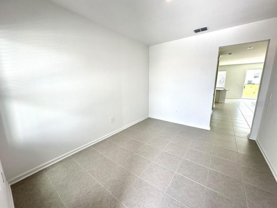 В аренду: $2,370 (3 спален, 2 ванн, 1689 Квадратных фут)