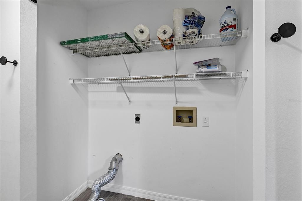 En Venta: $256,500 (2 camas, 2 baños, 1390 Pies cuadrados)