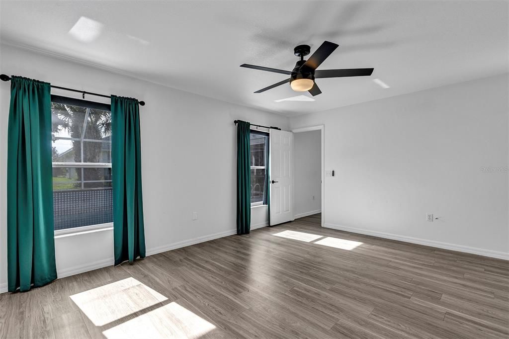 En Venta: $256,500 (2 camas, 2 baños, 1390 Pies cuadrados)