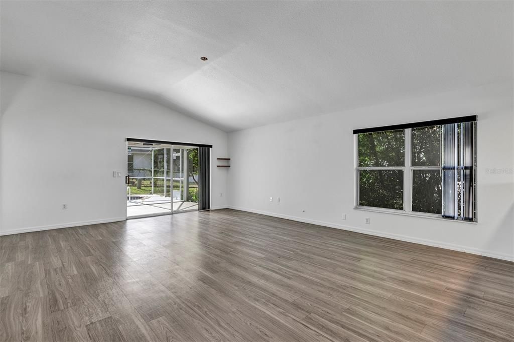 En Venta: $256,500 (2 camas, 2 baños, 1390 Pies cuadrados)