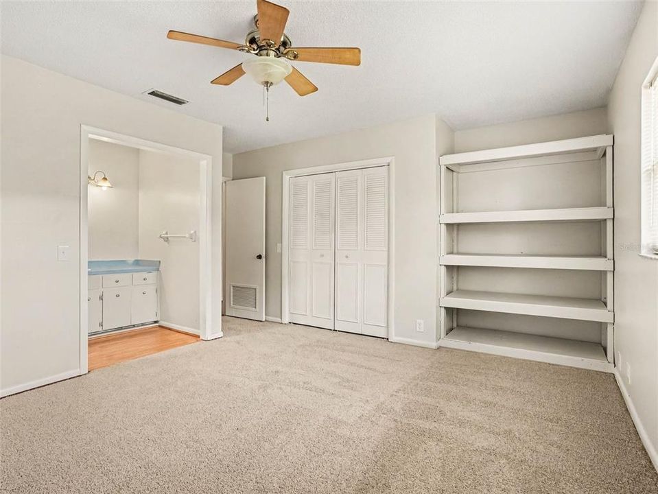 For Sale: $245,000 (4 beds, 2 baths, 1683 Square Feet)