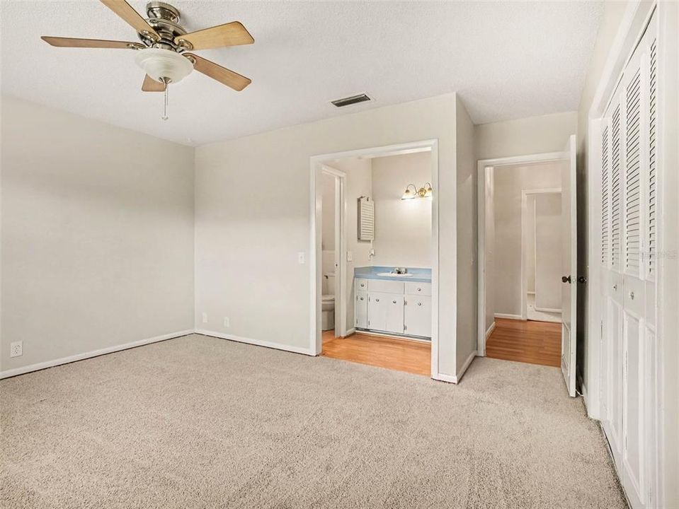 For Sale: $245,000 (4 beds, 2 baths, 1683 Square Feet)