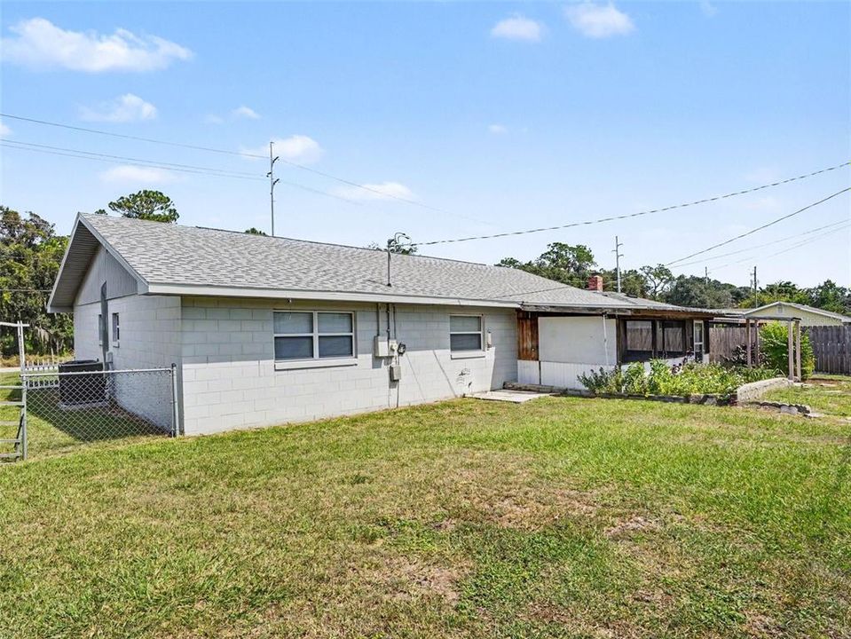 For Sale: $245,000 (4 beds, 2 baths, 1683 Square Feet)