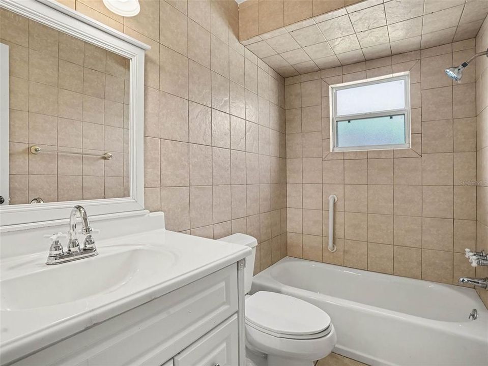 For Sale: $245,000 (4 beds, 2 baths, 1683 Square Feet)