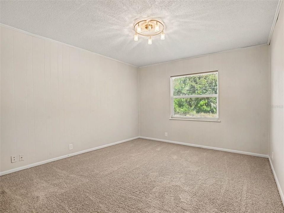 For Sale: $245,000 (4 beds, 2 baths, 1683 Square Feet)