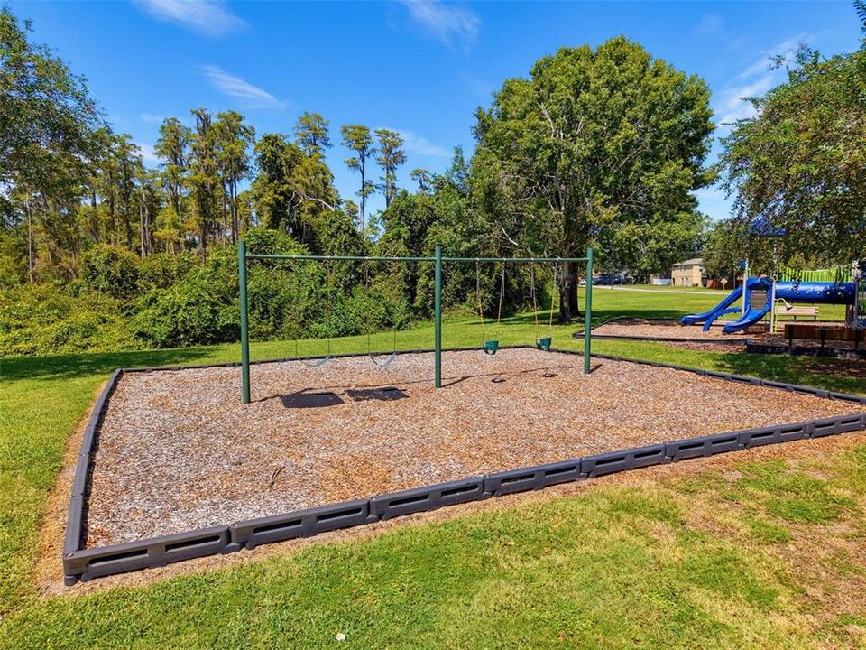En Venta: $325,000 (5 camas, 2 baños, 2280 Pies cuadrados)