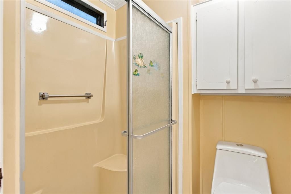 En Venta: $229,000 (3 camas, 2 baños, 1300 Pies cuadrados)