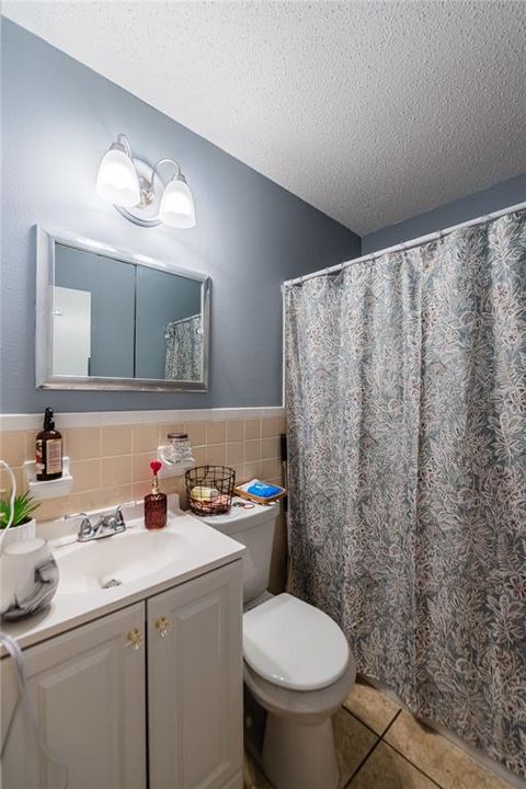 For Sale: $210,000 (2 beds, 2 baths, 1242 Square Feet)
