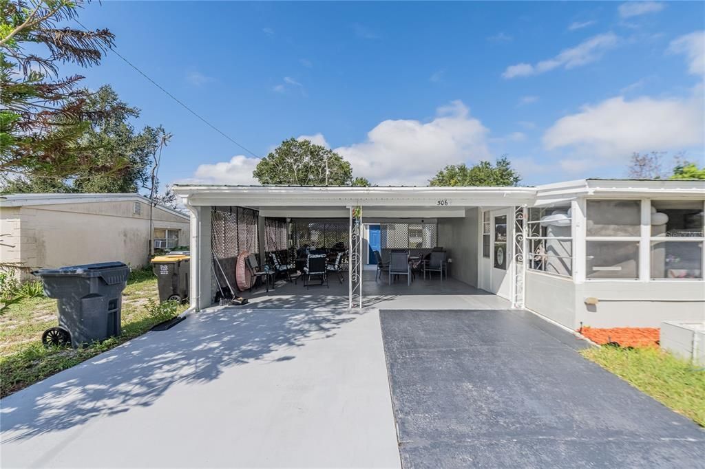 For Sale: $210,000 (2 beds, 2 baths, 1242 Square Feet)