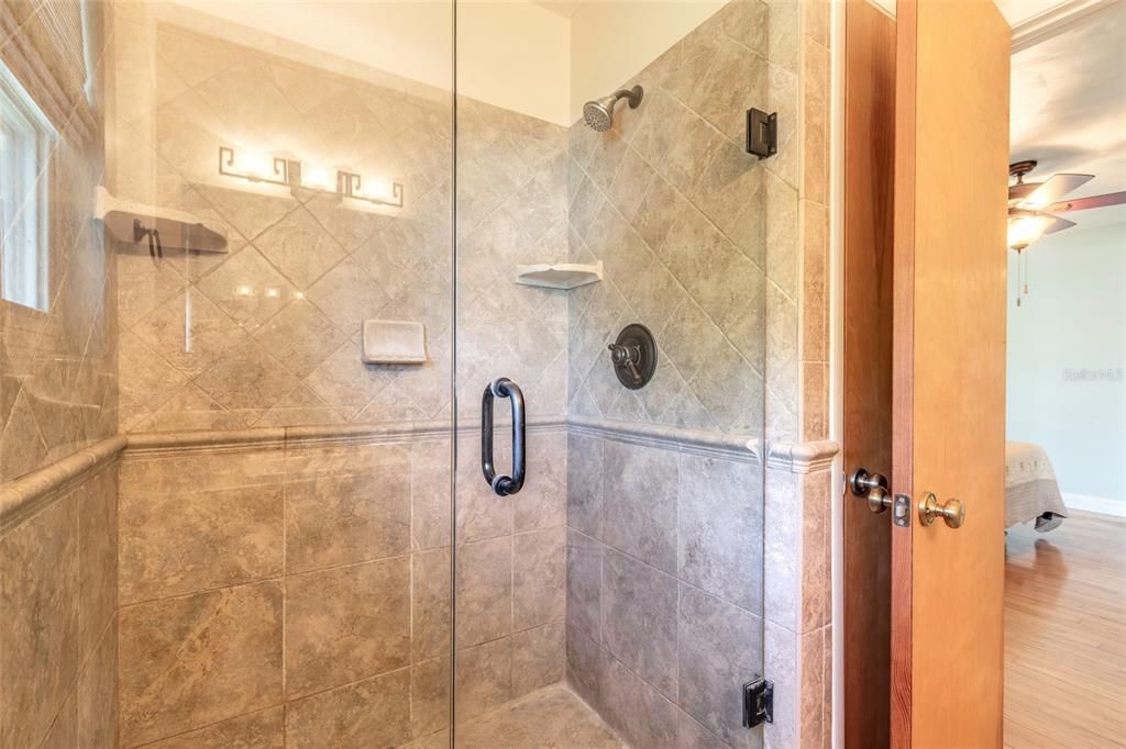 For Sale: $289,000 (3 beds, 2 baths, 1898 Square Feet)