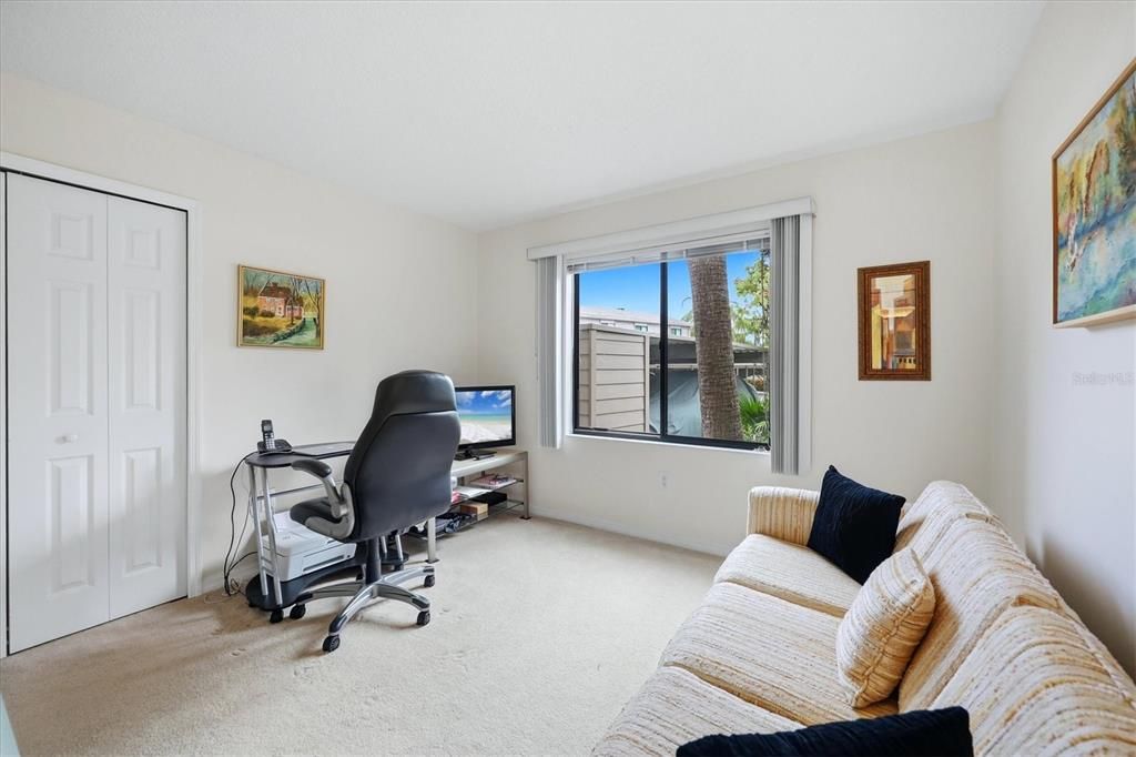 For Sale: $395,000 (3 beds, 2 baths, 1325 Square Feet)