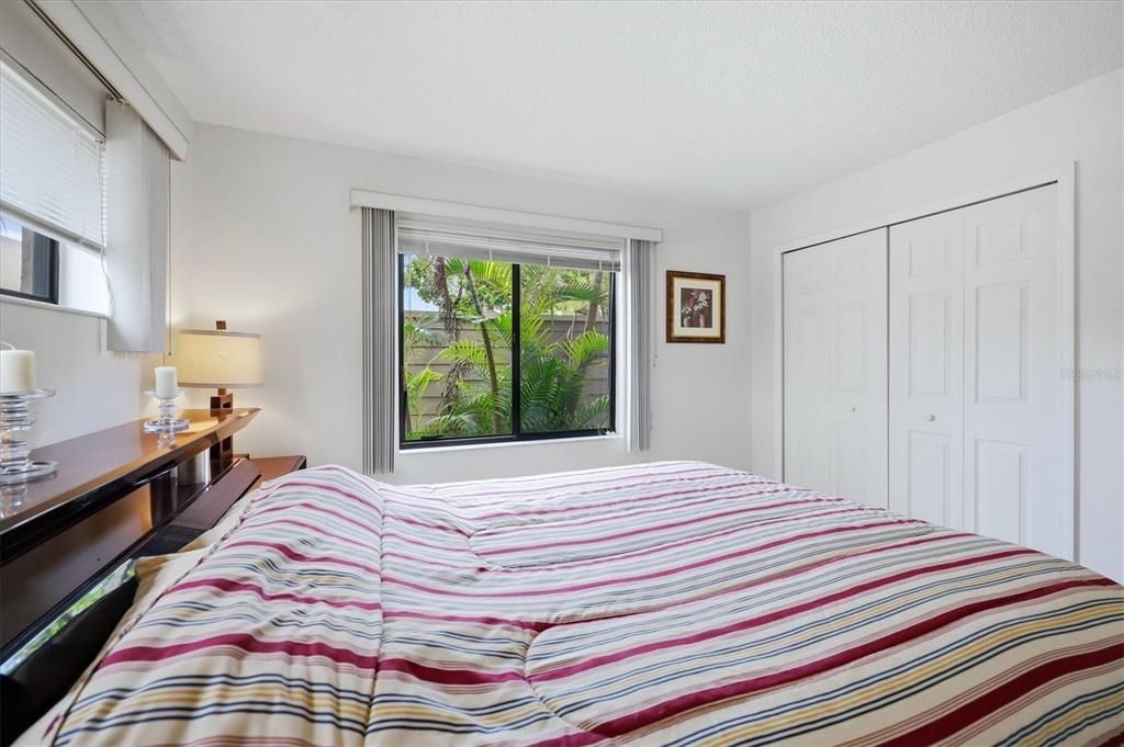 For Sale: $395,000 (3 beds, 2 baths, 1325 Square Feet)