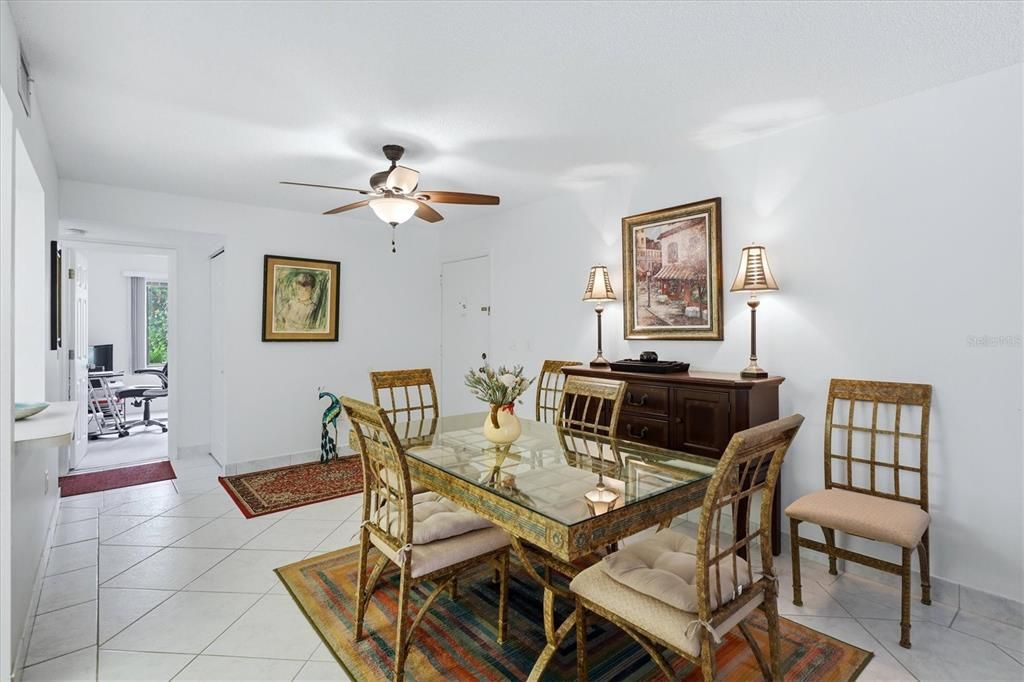 For Sale: $395,000 (3 beds, 2 baths, 1325 Square Feet)