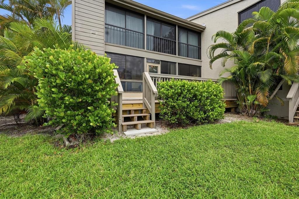 For Sale: $395,000 (3 beds, 2 baths, 1325 Square Feet)
