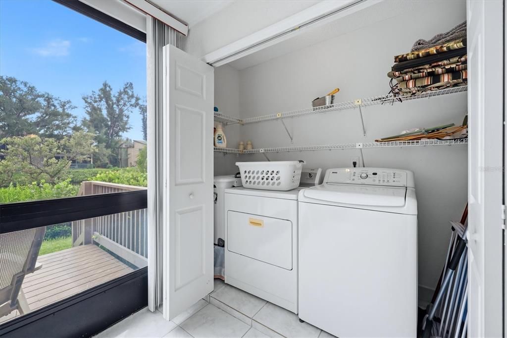 For Sale: $395,000 (3 beds, 2 baths, 1325 Square Feet)