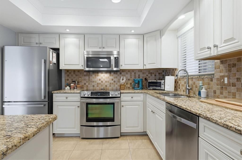 For Sale: $250,000 (2 beds, 2 baths, 1540 Square Feet)