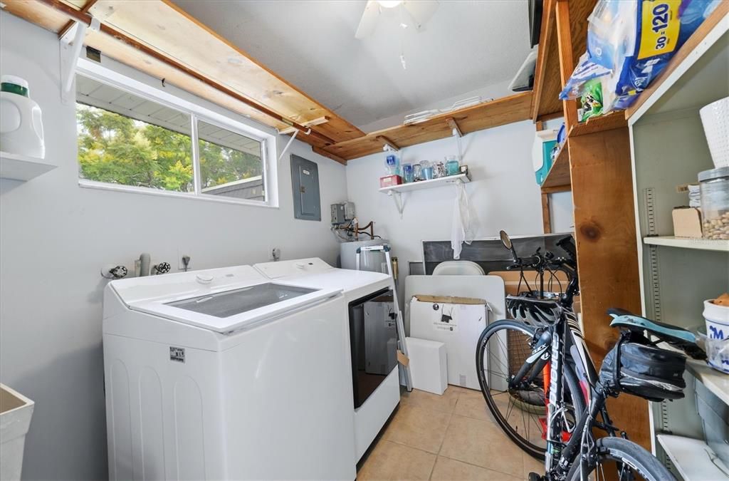 For Sale: $250,000 (2 beds, 2 baths, 1540 Square Feet)