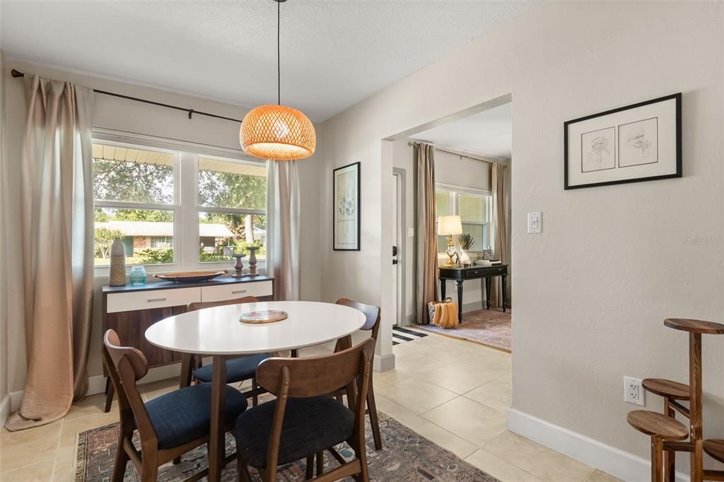 En Venta: $524,900 (3 camas, 2 baños, 1474 Pies cuadrados)