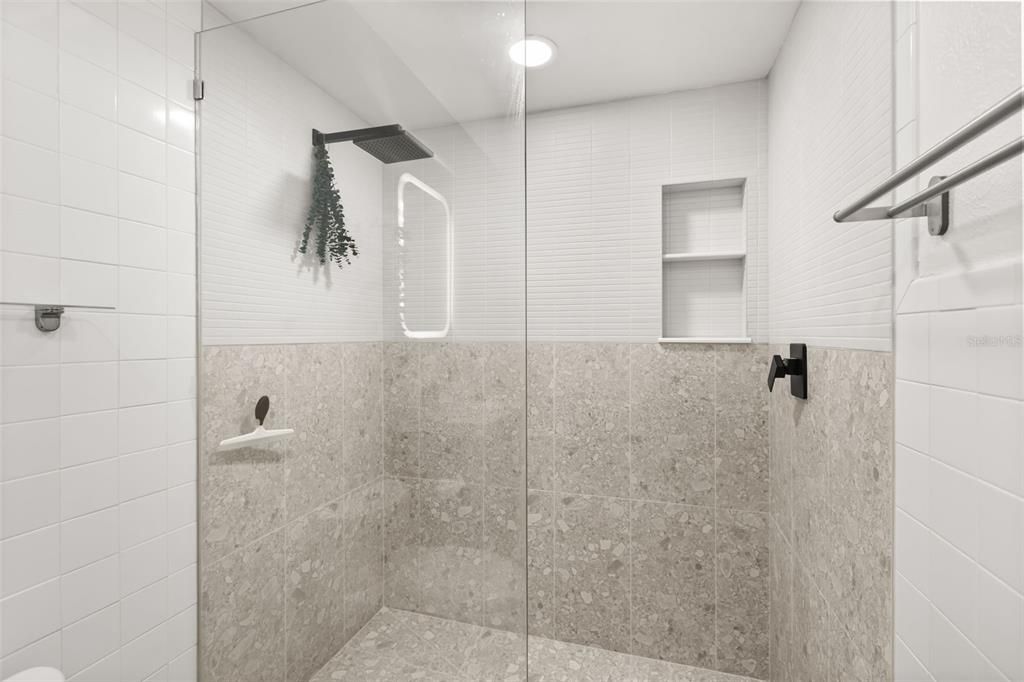En Venta: $524,900 (3 camas, 2 baños, 1474 Pies cuadrados)