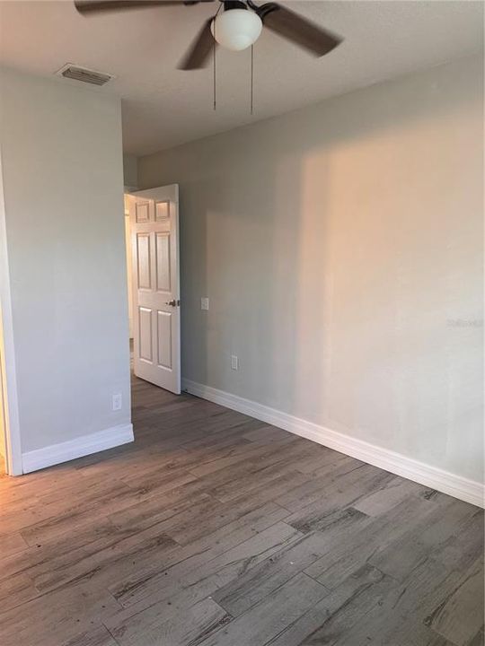 For Rent: $1,350 (2 beds, 1 baths, 828 Square Feet)