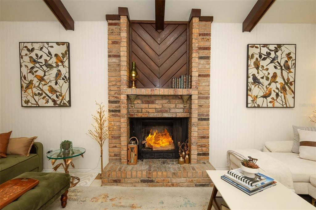 En Venta: $299,000 (2 camas, 2 baños, 1032 Pies cuadrados)