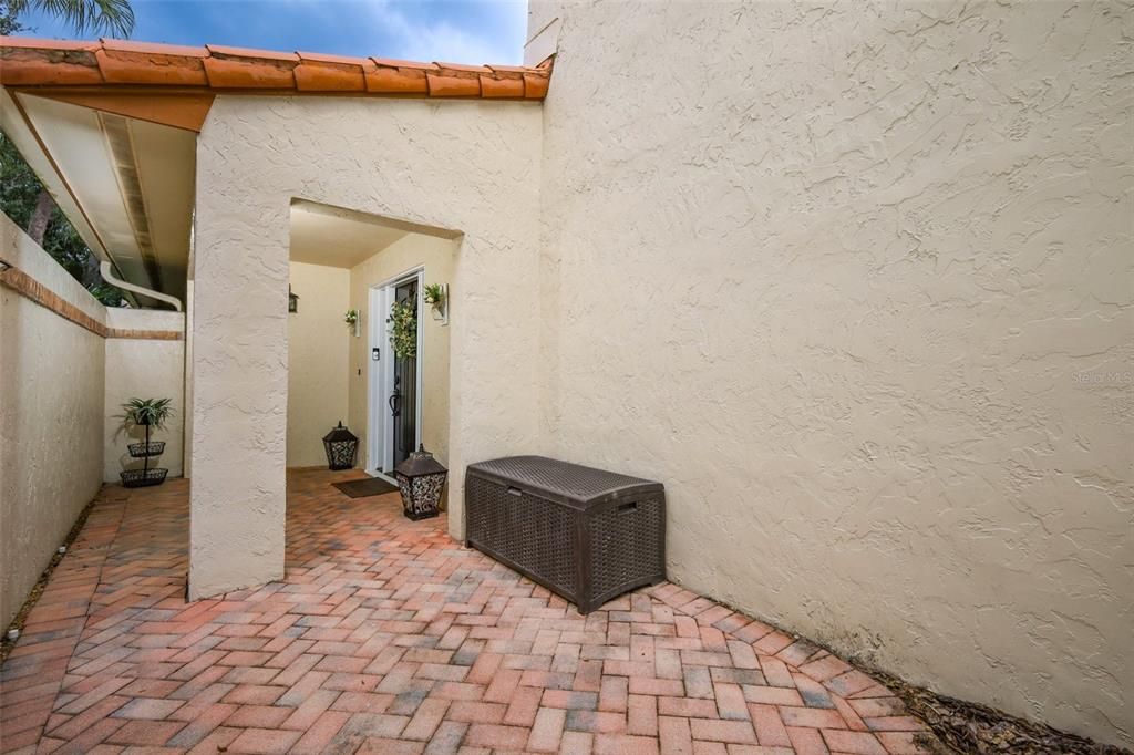 En Venta: $299,000 (2 camas, 2 baños, 1032 Pies cuadrados)