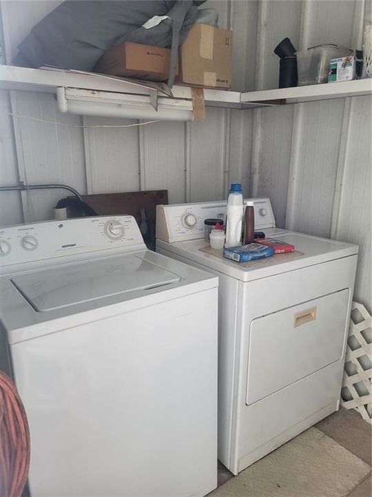 For Sale: $90,000 (2 beds, 1 baths, 720 Square Feet)