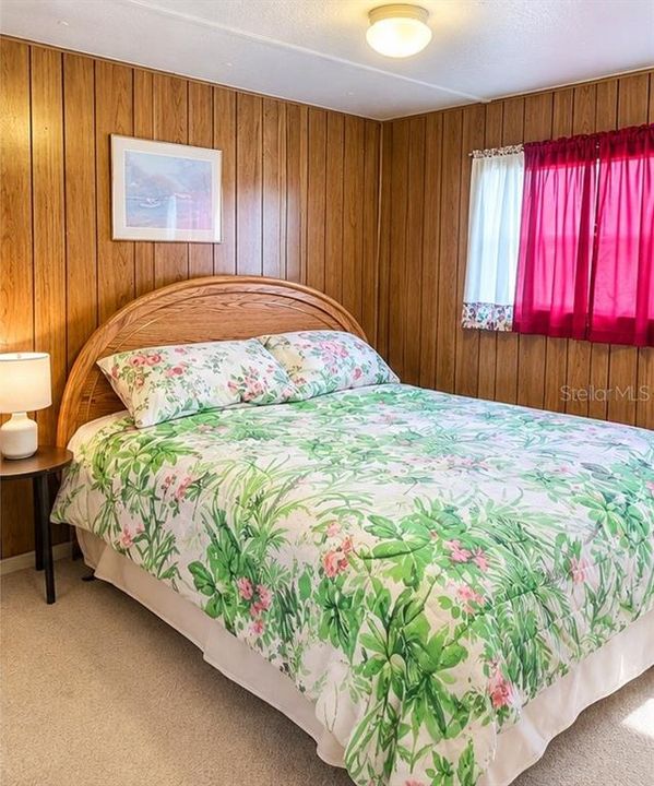 For Sale: $90,000 (2 beds, 1 baths, 720 Square Feet)