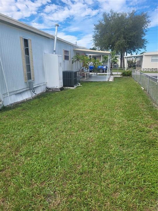 For Sale: $90,000 (2 beds, 1 baths, 720 Square Feet)