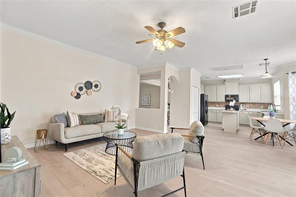 For Sale: $549,000 (4 beds, 2 baths, 2547 Square Feet)