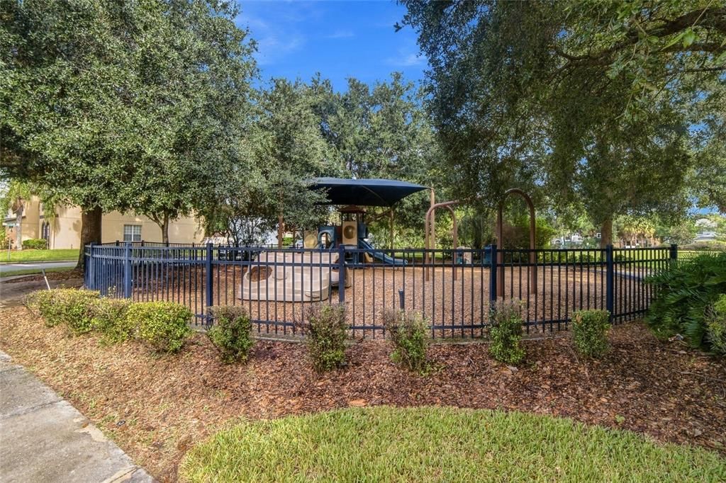 For Sale: $549,000 (4 beds, 2 baths, 2547 Square Feet)