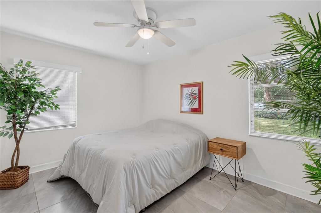 En Venta: $279,900 (2 camas, 1 baños, 1159 Pies cuadrados)