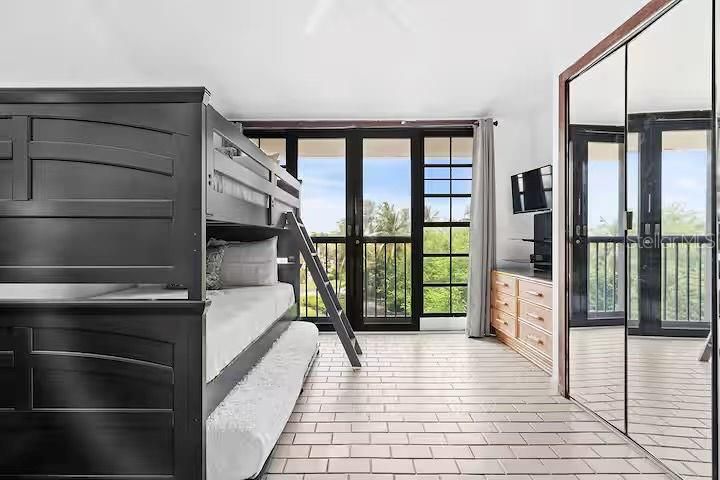 На продажу: $649,000 (3 спален, 3 ванн, 0 Квадратных фут)