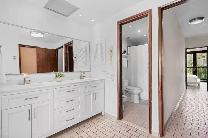 На продажу: $649,000 (3 спален, 3 ванн, 0 Квадратных фут)