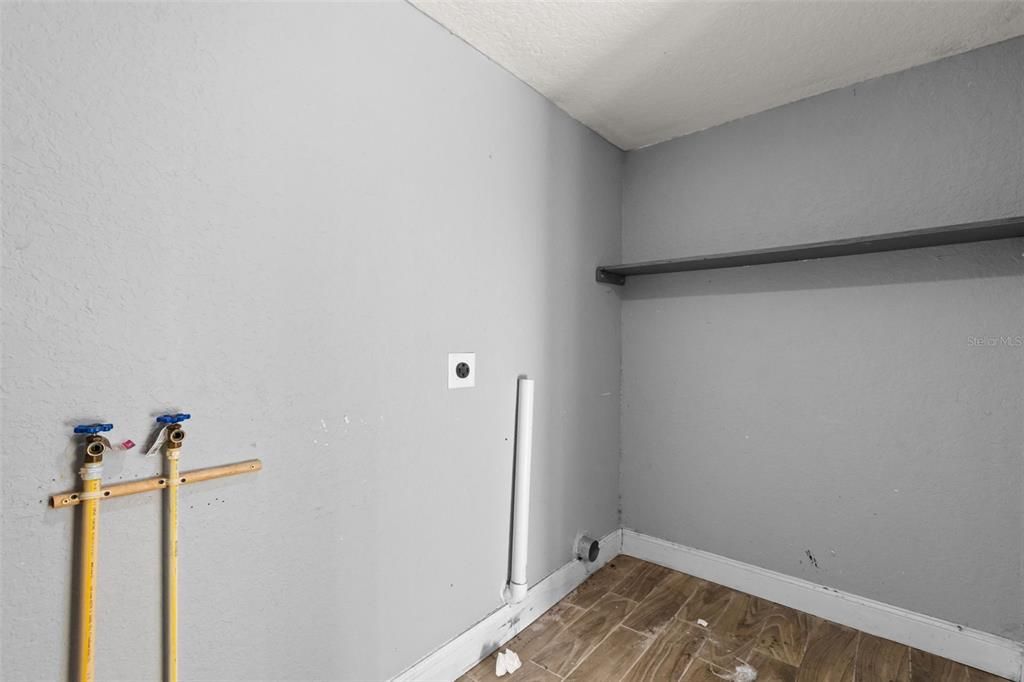 En Venta: $239,000 (3 camas, 1 baños, 1020 Pies cuadrados)